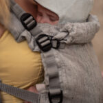 Linen Sestrice Carrier Pure Granite, babywearing, ergonomic carrier – 5
